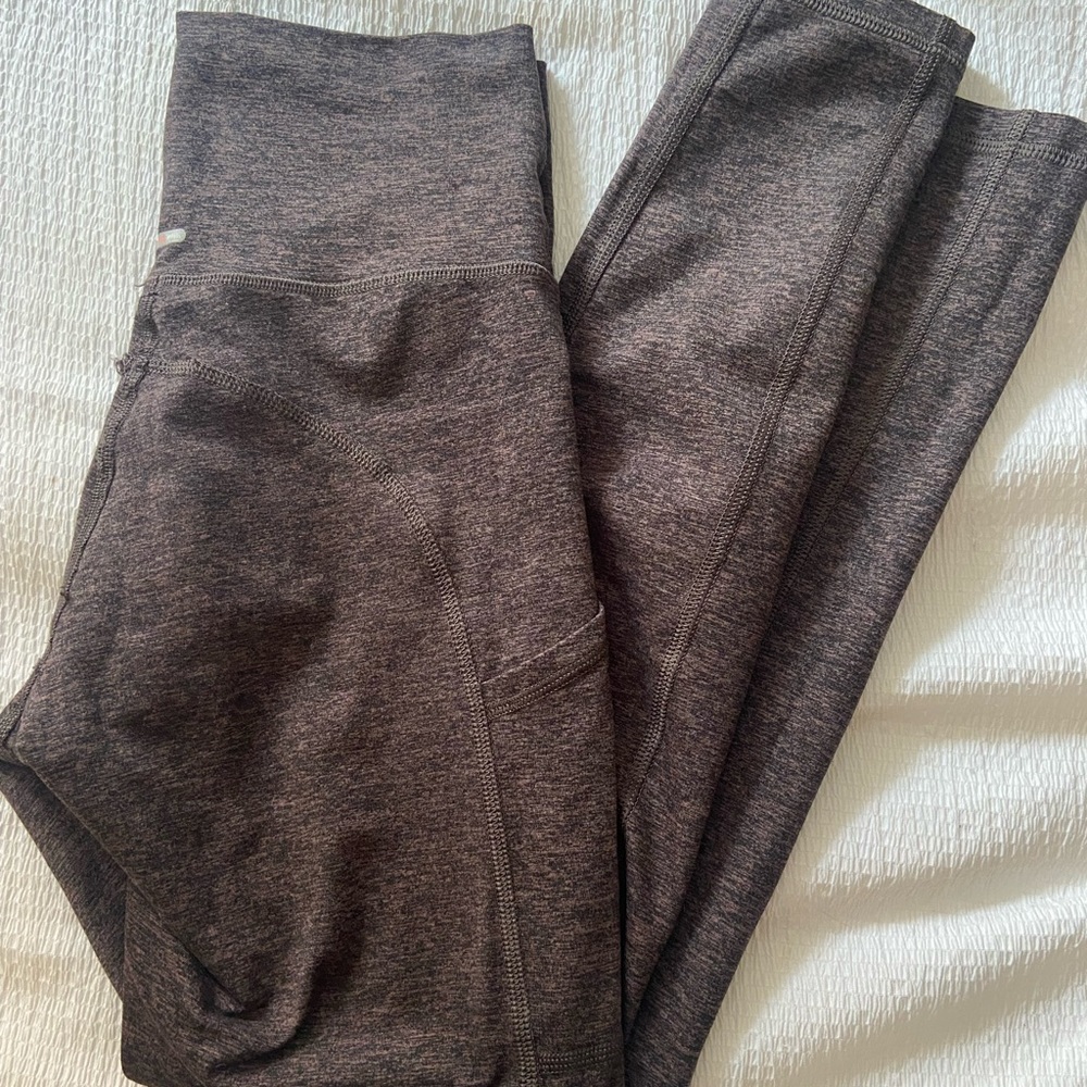 Aerie leggings with pockets